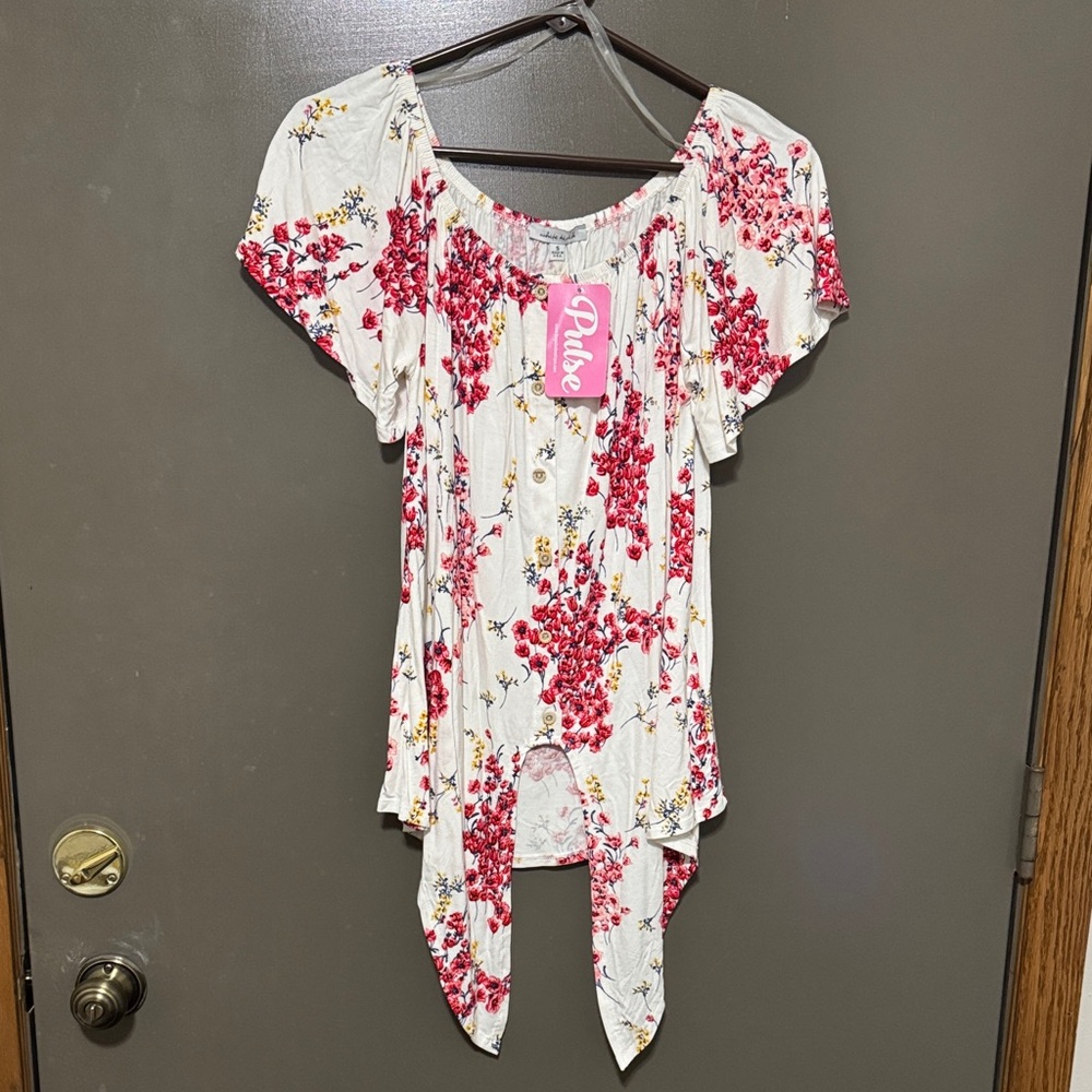 White Birch Floral Tie Front Top - White and Red